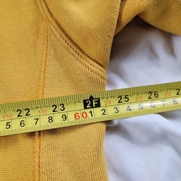 Champion Reverse Weave Mens XL Yellow Pullover Sweater Outdoors Winter Warm - Picture 9 of 11
